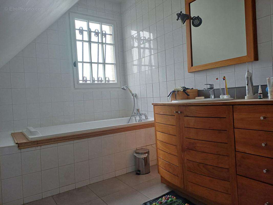 Maison familiale + studio - photo 7