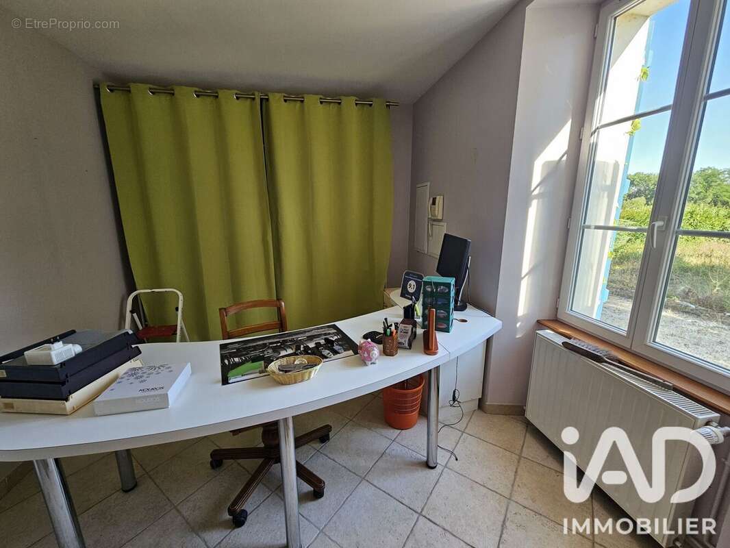 Maison 381 m² à Montigny-La-Resle  - photo 5