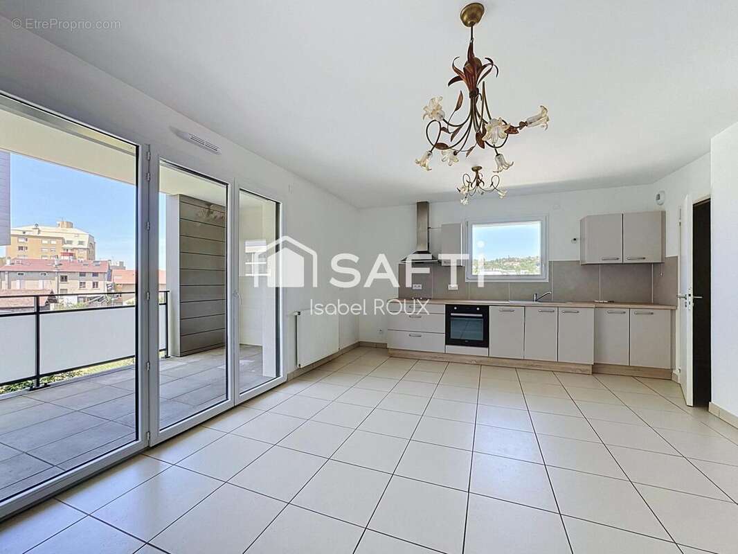 Appartement 52 m² à Bourgoin-Jallieu  - photo 5