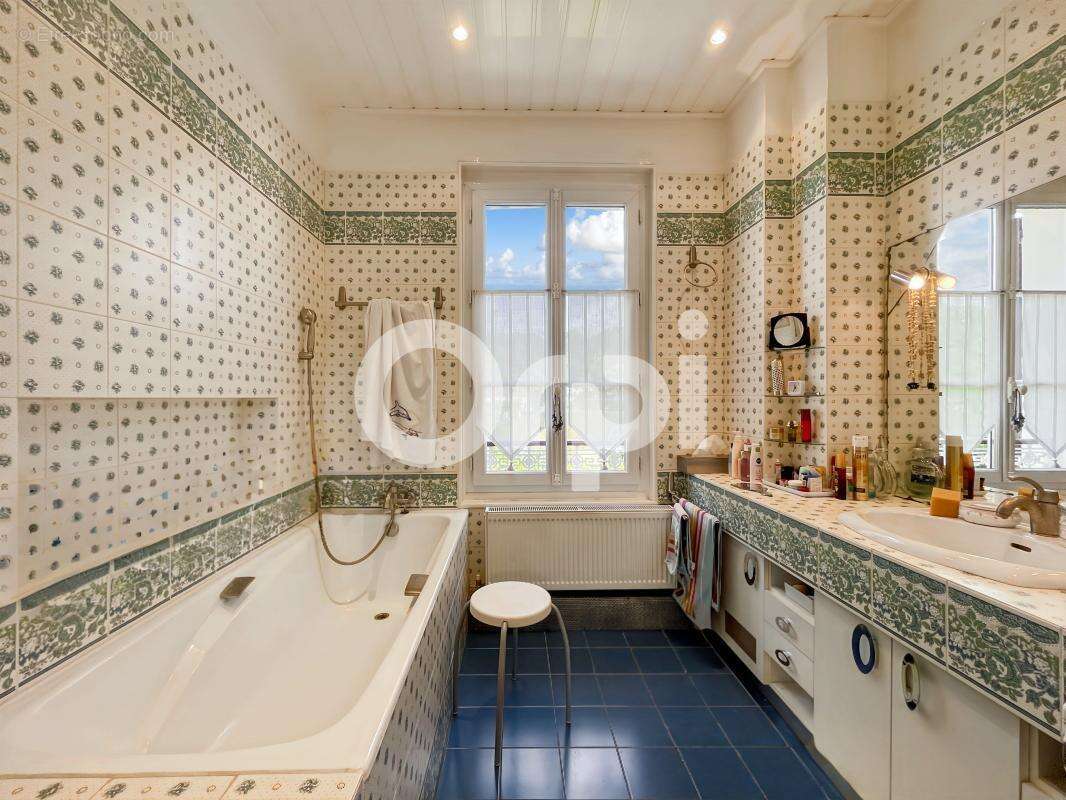 Maison à EZY-SUR-EURE