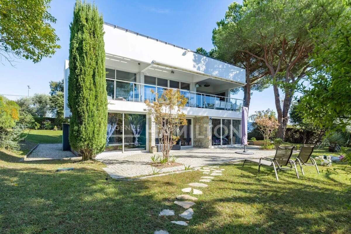 Maison à BIOT