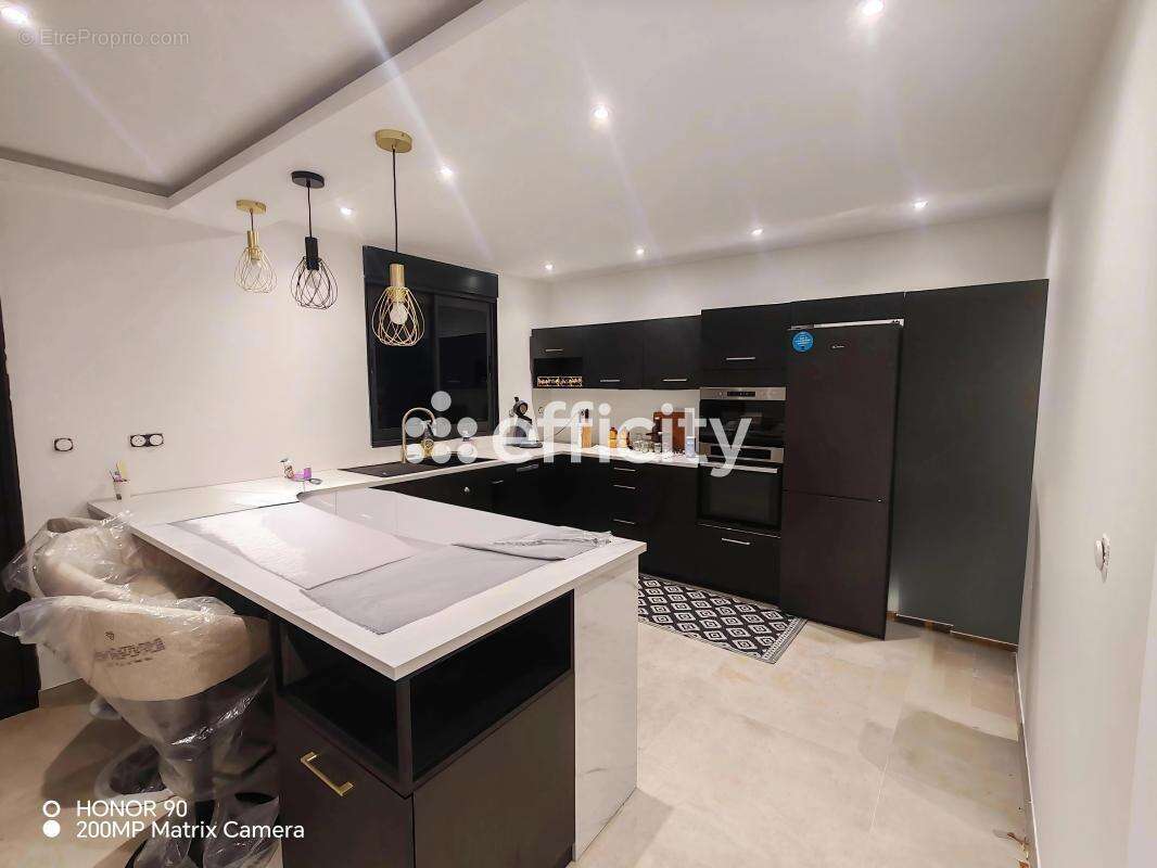 Maison 112 m² à Marseille-15e  - photo 3