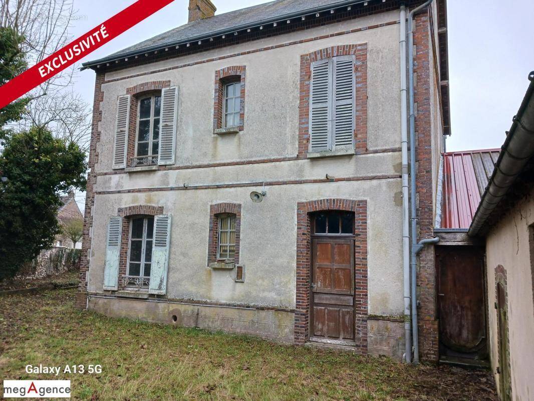 Maison à LONGNY-AU-PERCHE