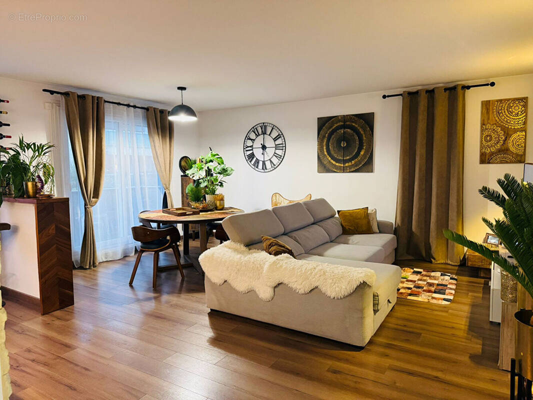 Appartement à ERAGNY