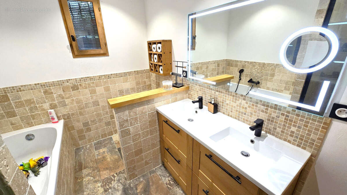 Maison à DRAGUIGNAN