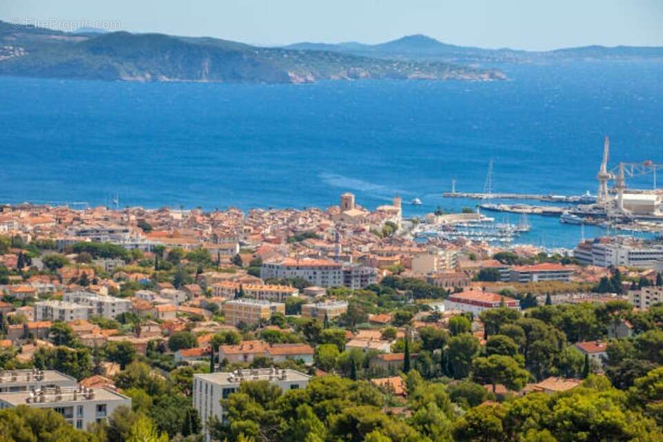 Terrain à LA CIOTAT