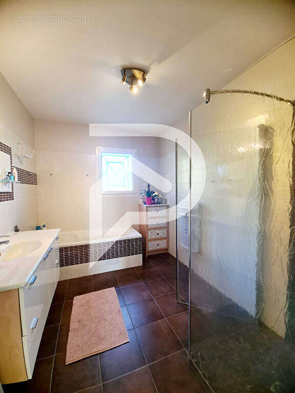 Maison à CASTEIDE-CANDAU