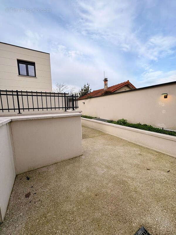 Maison à CLICHY-SOUS-BOIS