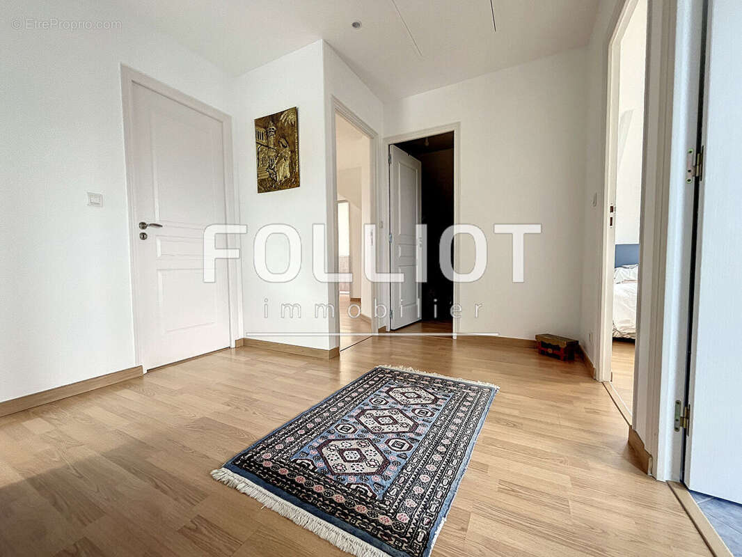 ACHAT / VENTE d'une maison T6 (180 m²) à REVIERS, terrain 1265 m2 - photo 14