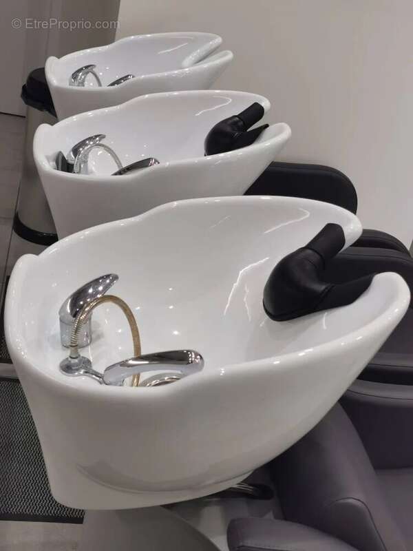 Dax, Vente salon de coiffure - photo 4
