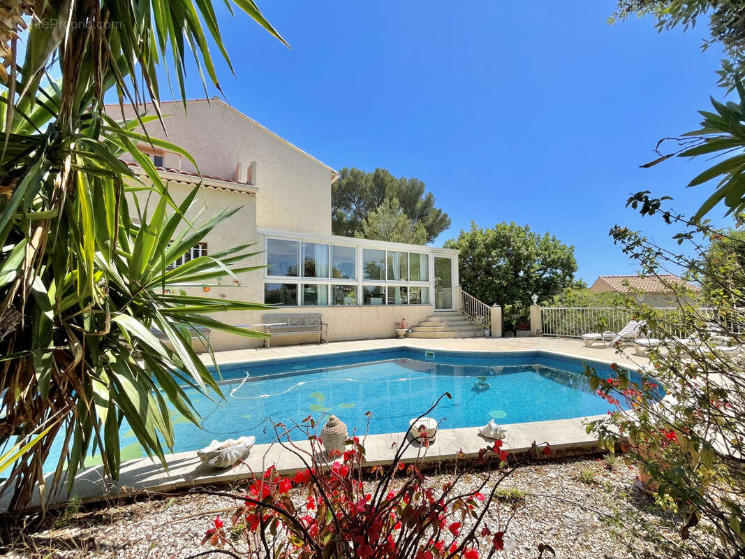 Maison à SIX-FOURS-LES-PLAGES