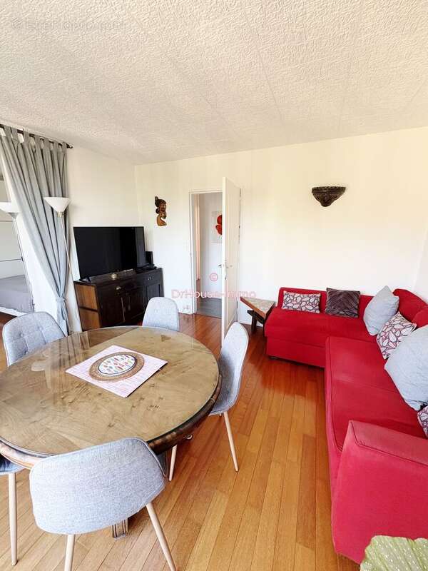 Appartement à LE PERREUX-SUR-MARNE
