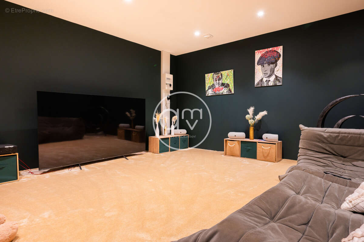 Maison à LE CASTELLET