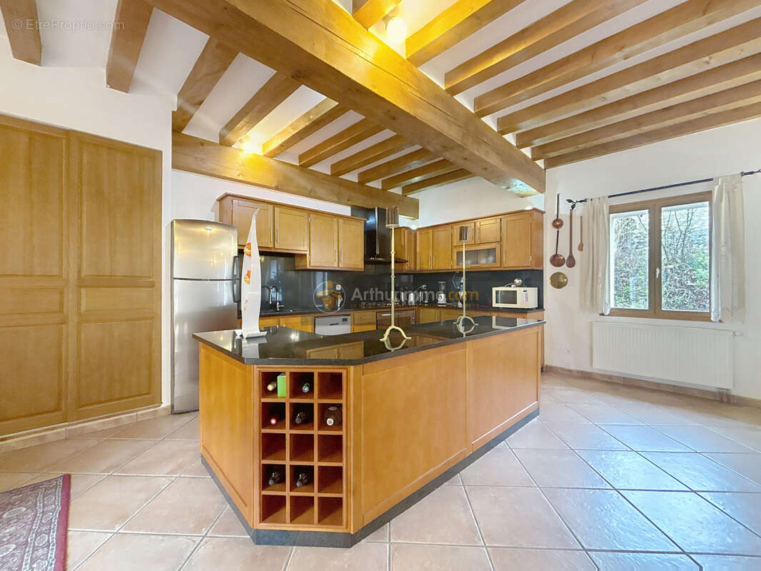 Maison à COULOMMIERS