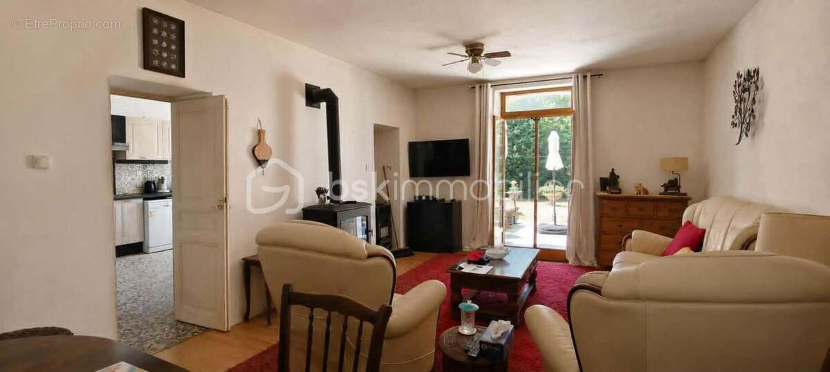 Maison en pierre de 83 m2 avec 5380 de terrain - photo 6