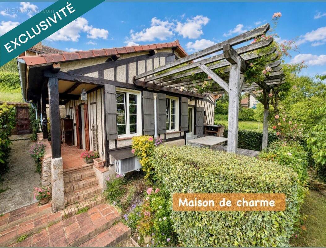 Photo 1 - Maison à ESTANG
