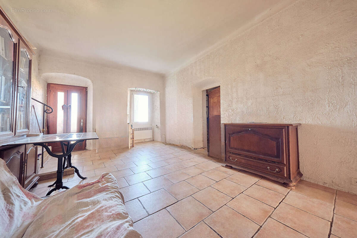 Appartement de village 190 m2 à restaurer à Santa-Reparata-Di-Balagna - photo 6