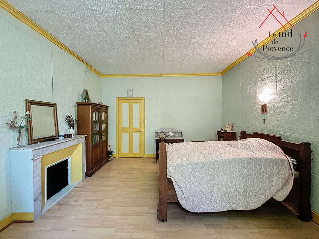 Maison à COLONZELLE