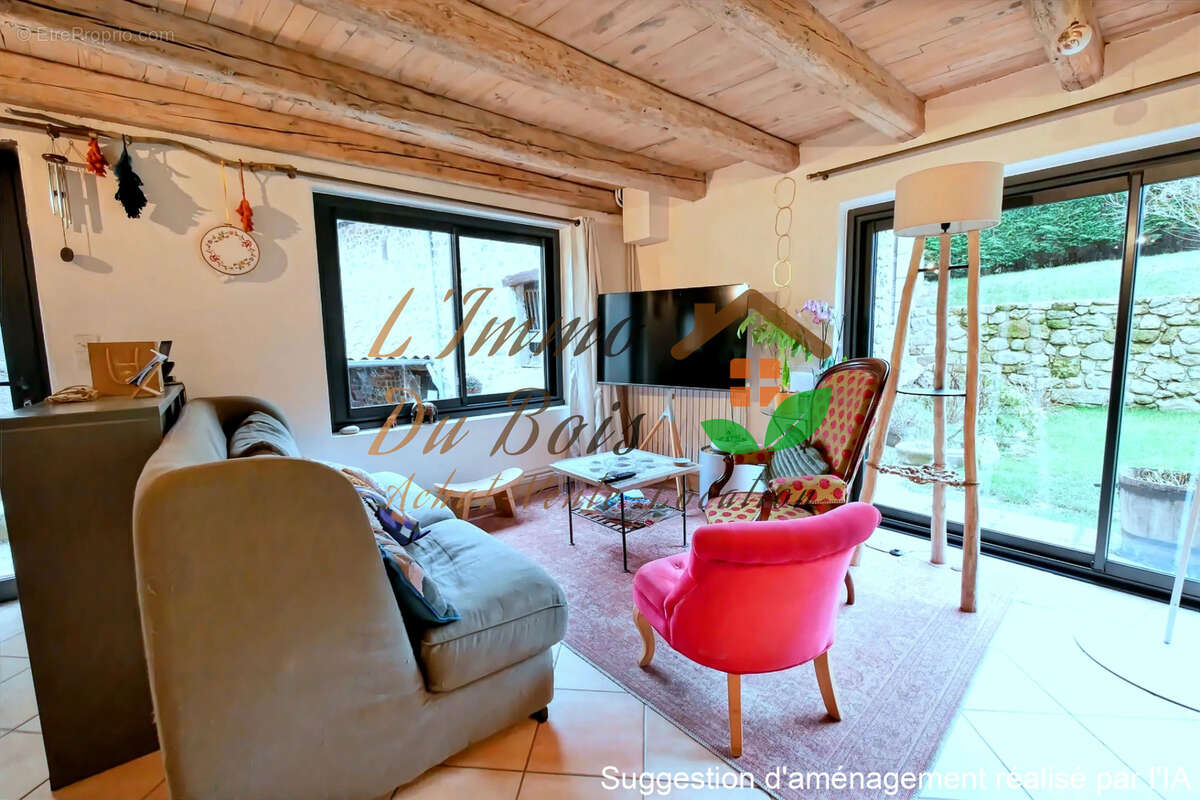 Maison à FELINES