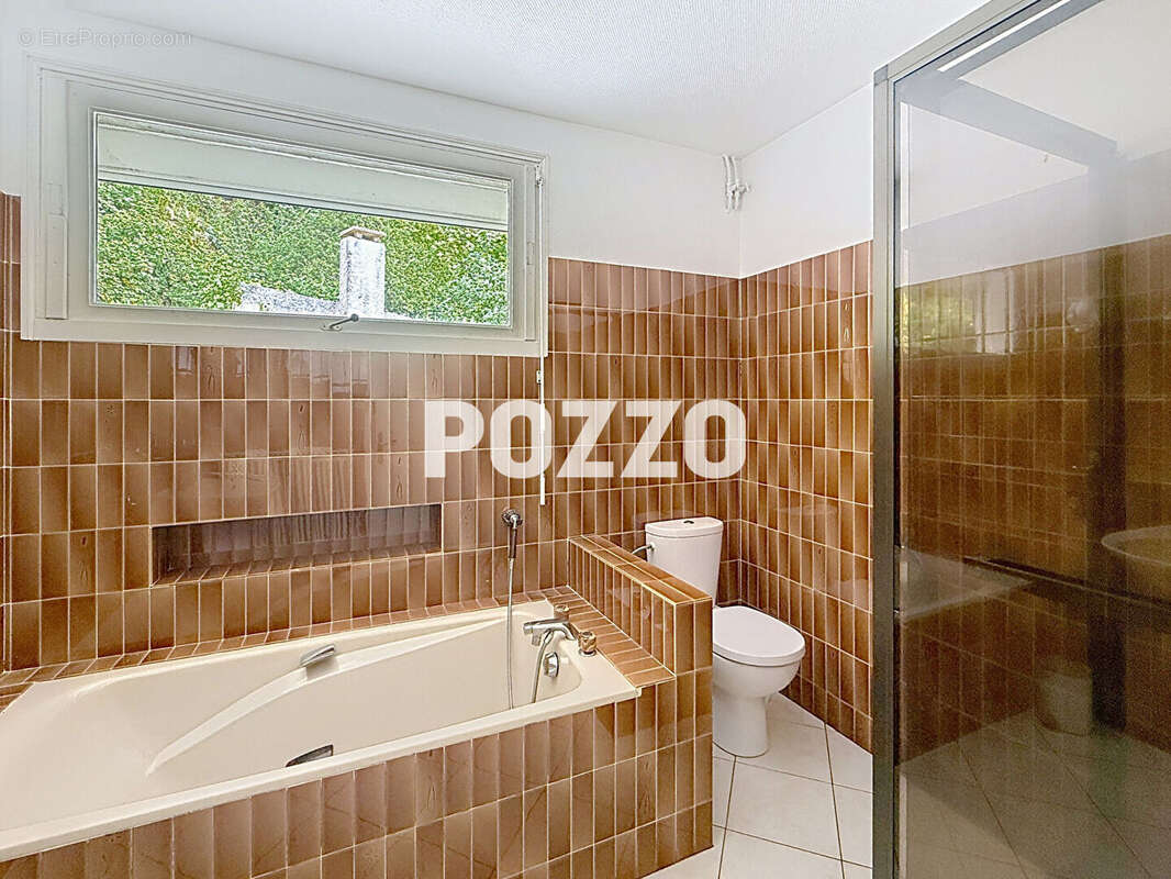 Maison à JULLOUVILLE