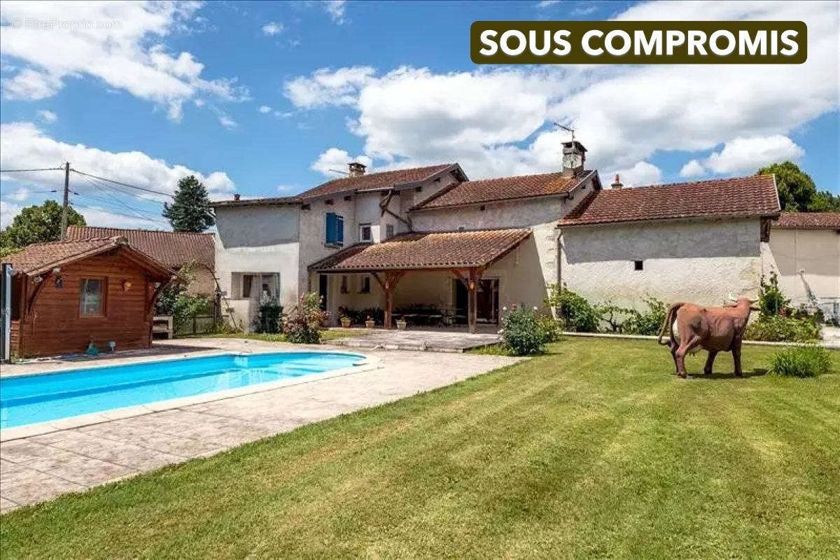 Maison à ANNESSE-ET-BEAULIEU