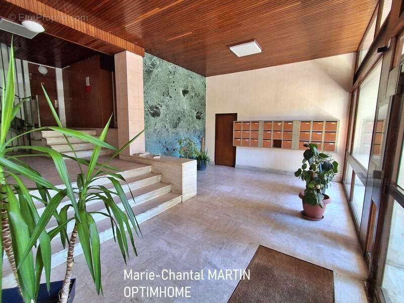 Appartement à MARSEILLE-8E