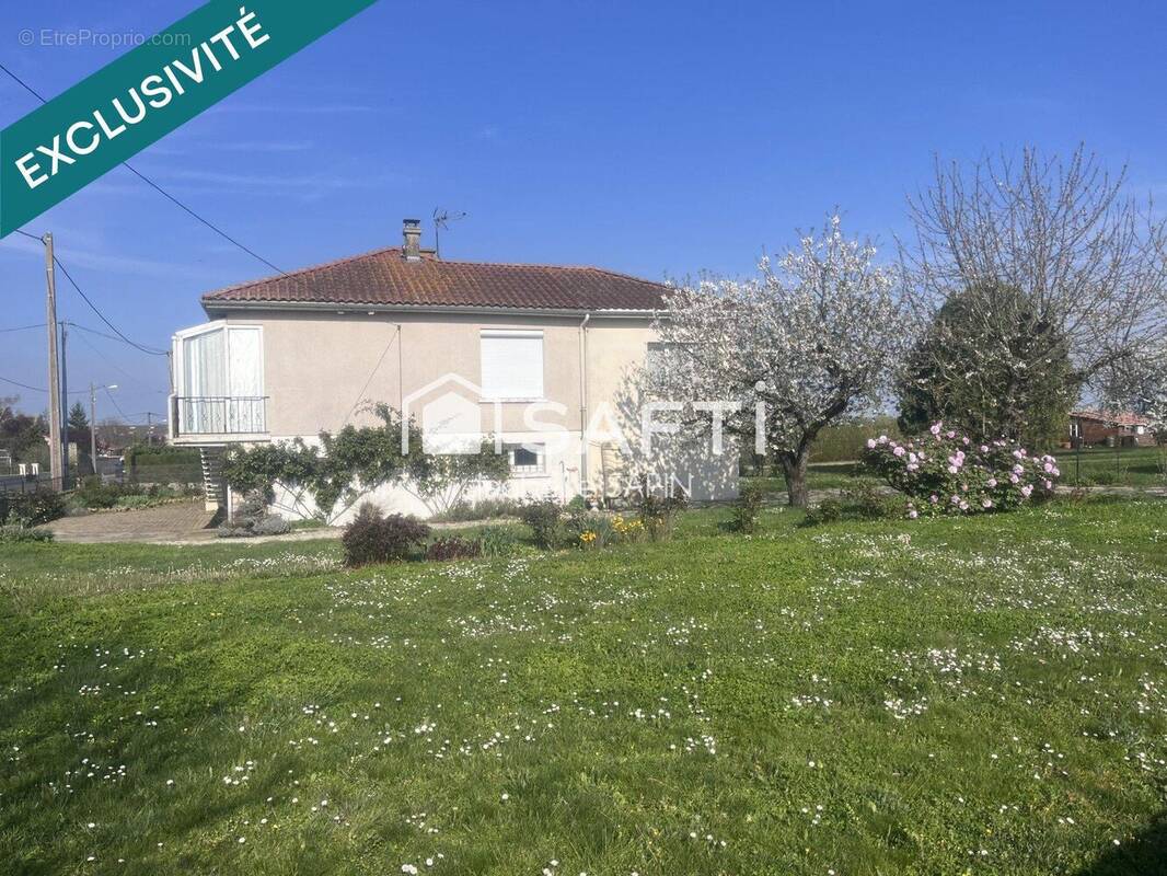 Photo 1 - Maison à NEUVILLE-DE-POITOU