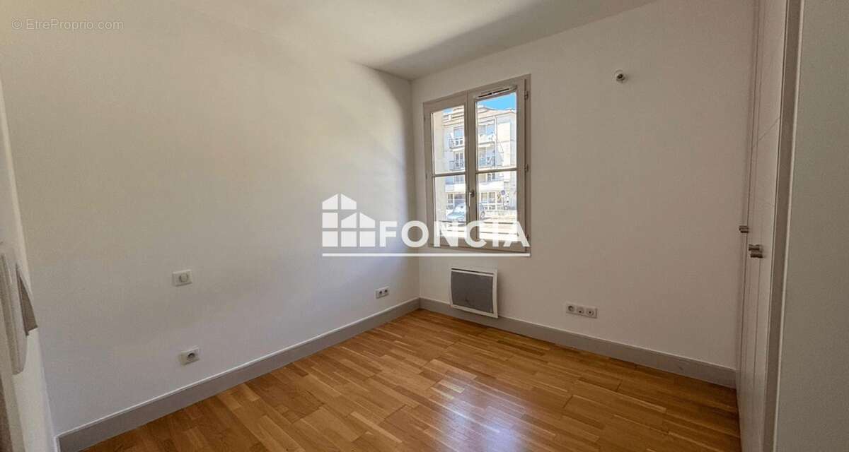 Appartement à VILLENEUVE-LES-AVIGNON