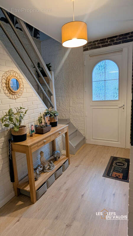 Maison à CREPY-EN-VALOIS