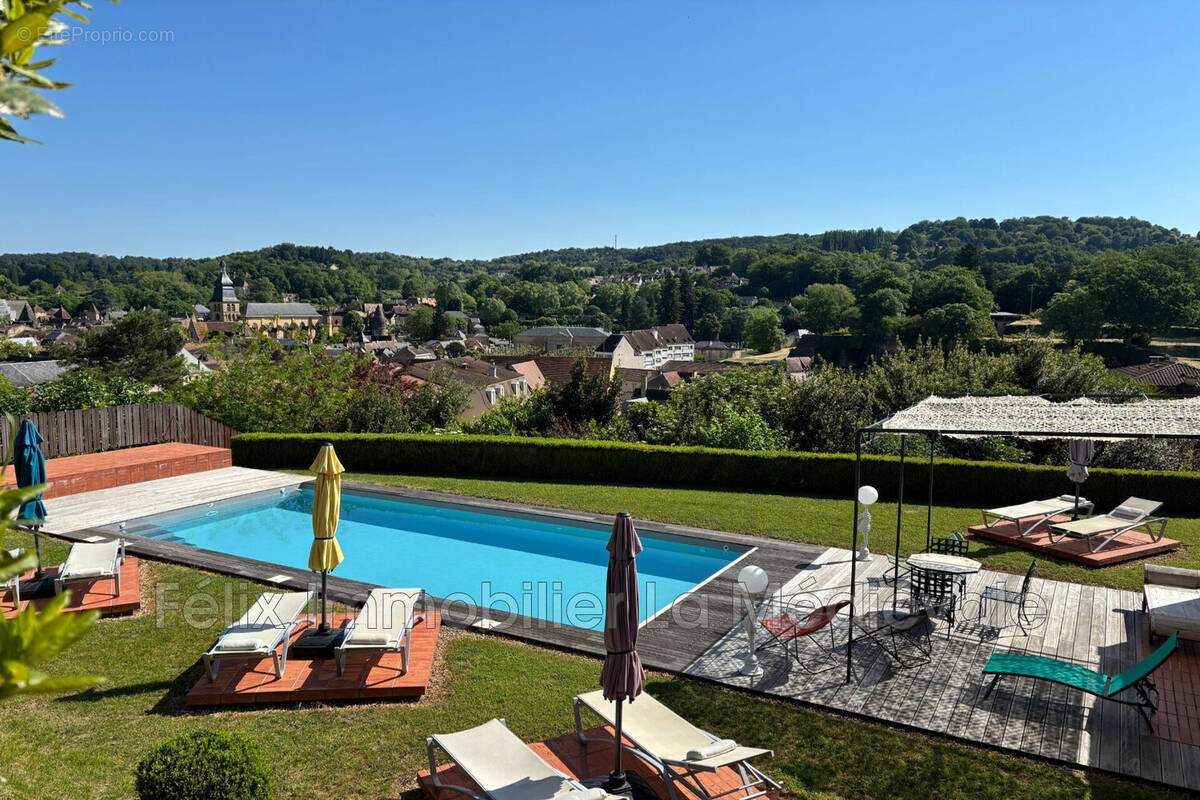 Maison à SARLAT-LA-CANEDA