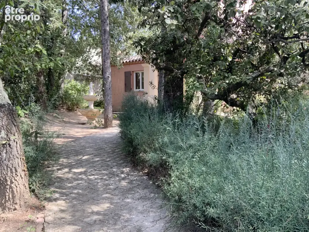 Maison atypique dans un cadre verdoyant avec piscine. - photo 22