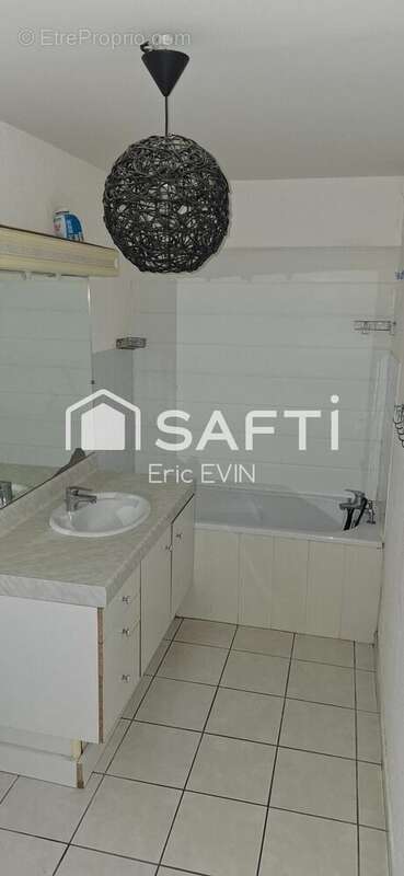 Photo 5 - Appartement à ROMANS-SUR-ISERE