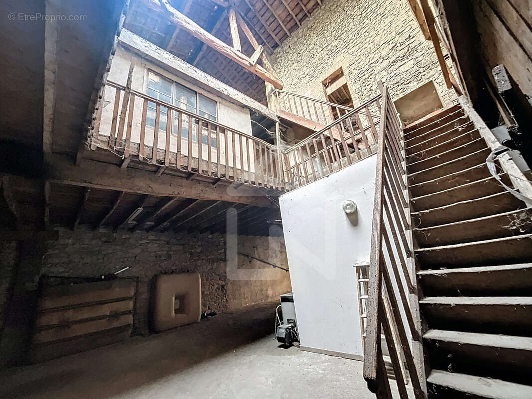 Maison à MONTOISON