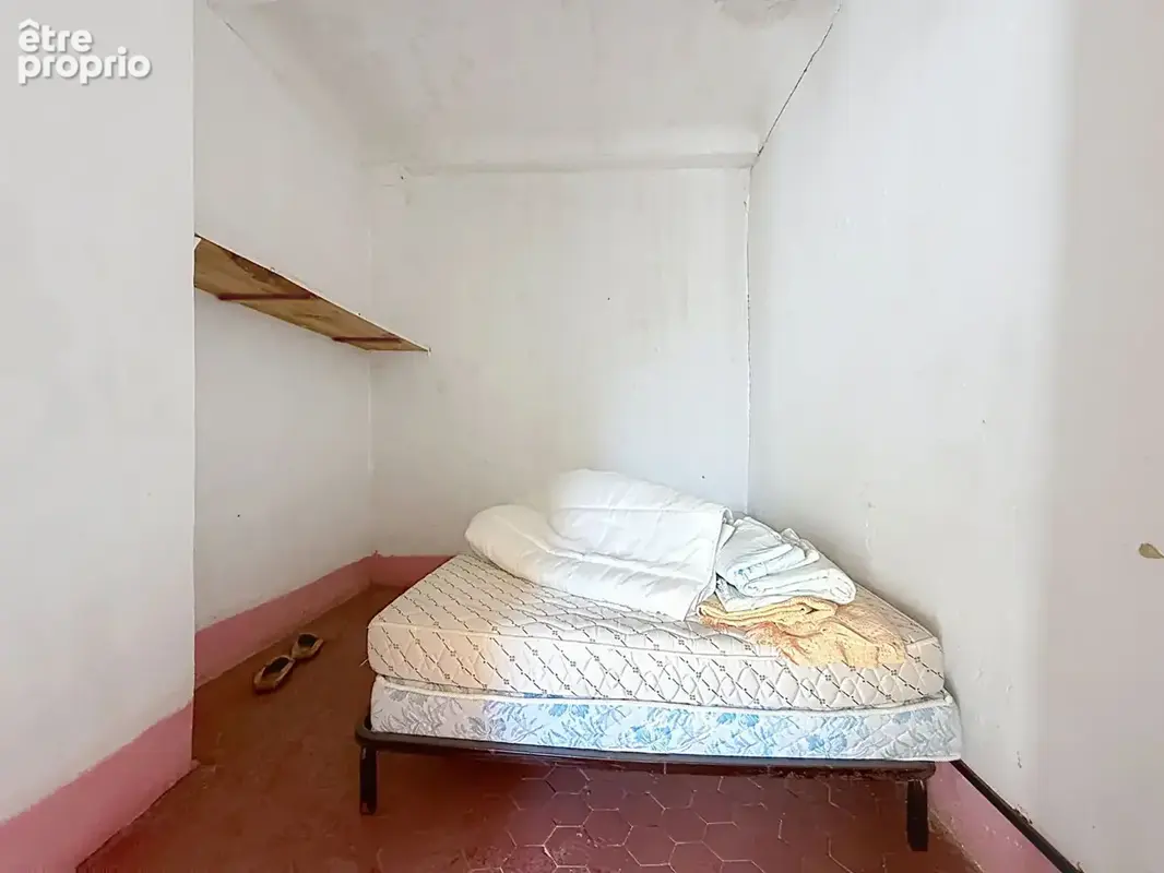 CLANS - A VENDRE - Ensemble immobilier à fort potentiel - photo 13