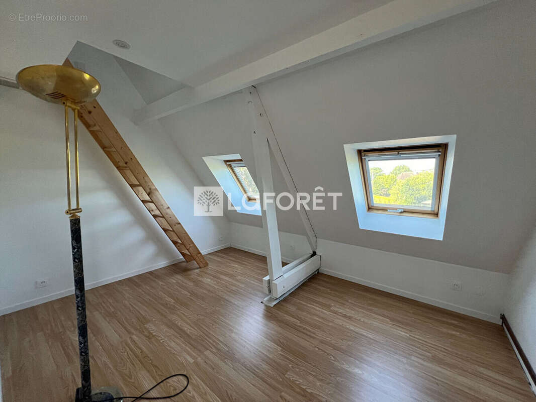 Maison à SAINT-JACQUES-SUR-DARNETAL