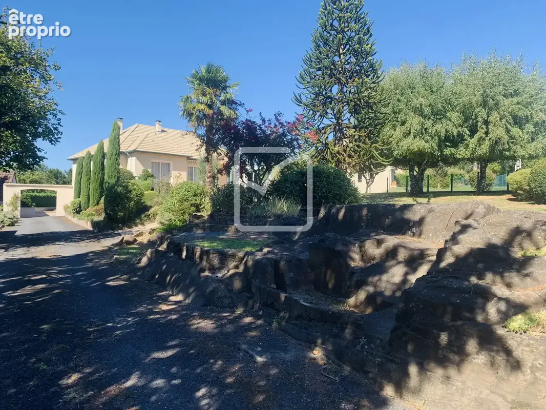 Photo Maison à Donzenac au prix de 339 000€