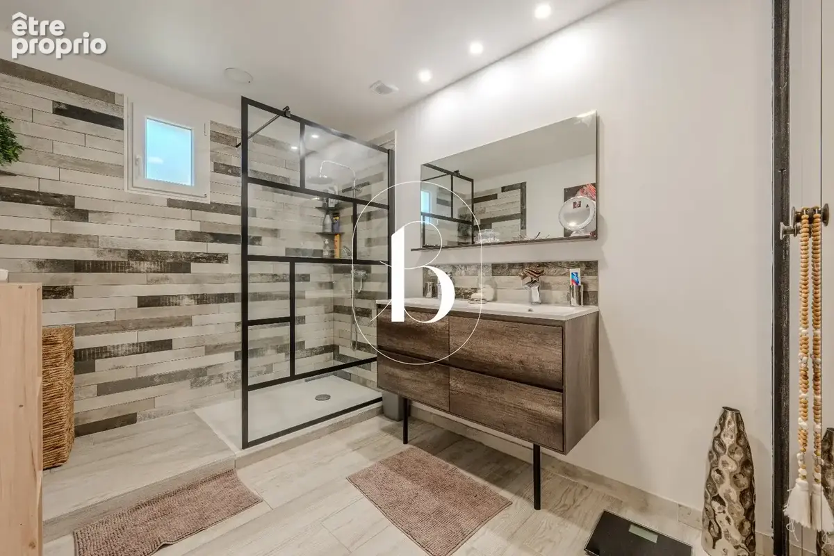 Maison 6 pièces 240 m² à vendre à Uzes (30700) - photo 15