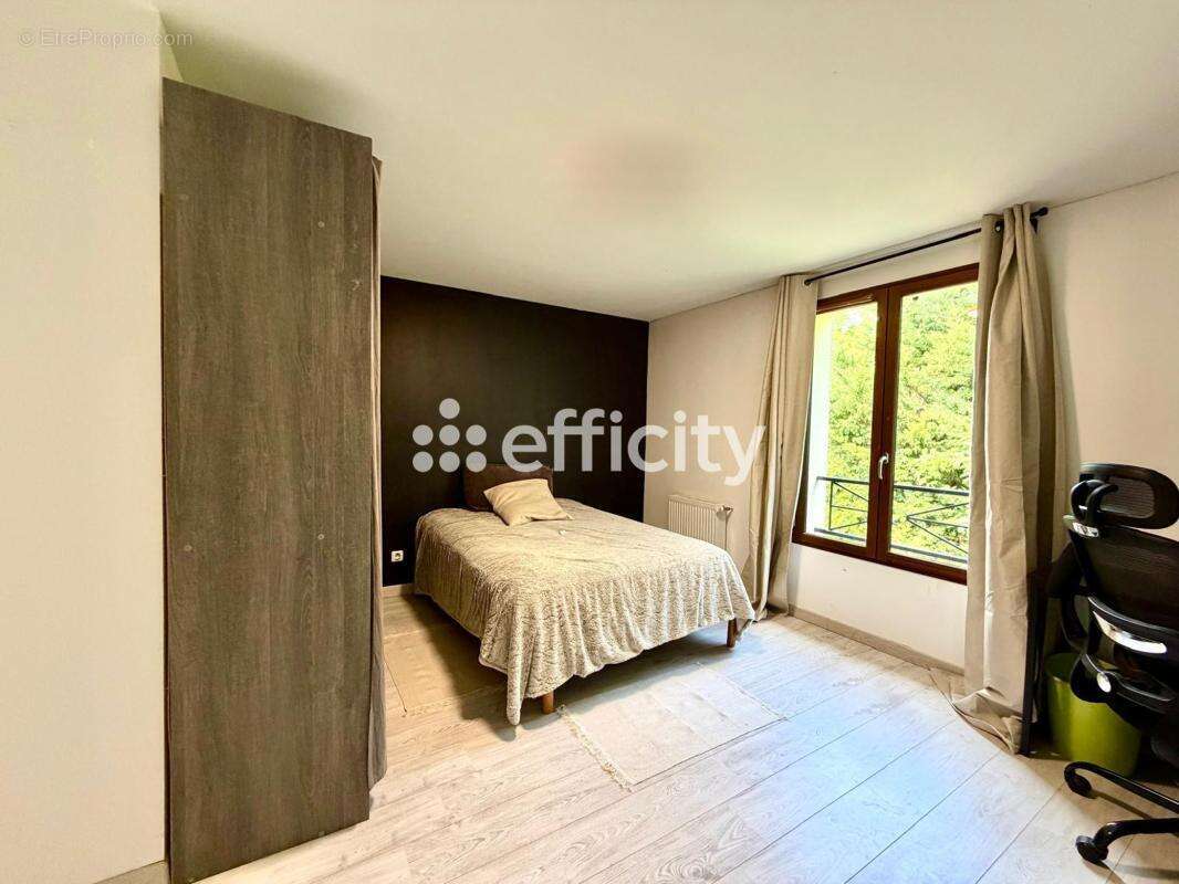 Maison 160 m² à Tessancourt-Sur-Aubette  - photo 8