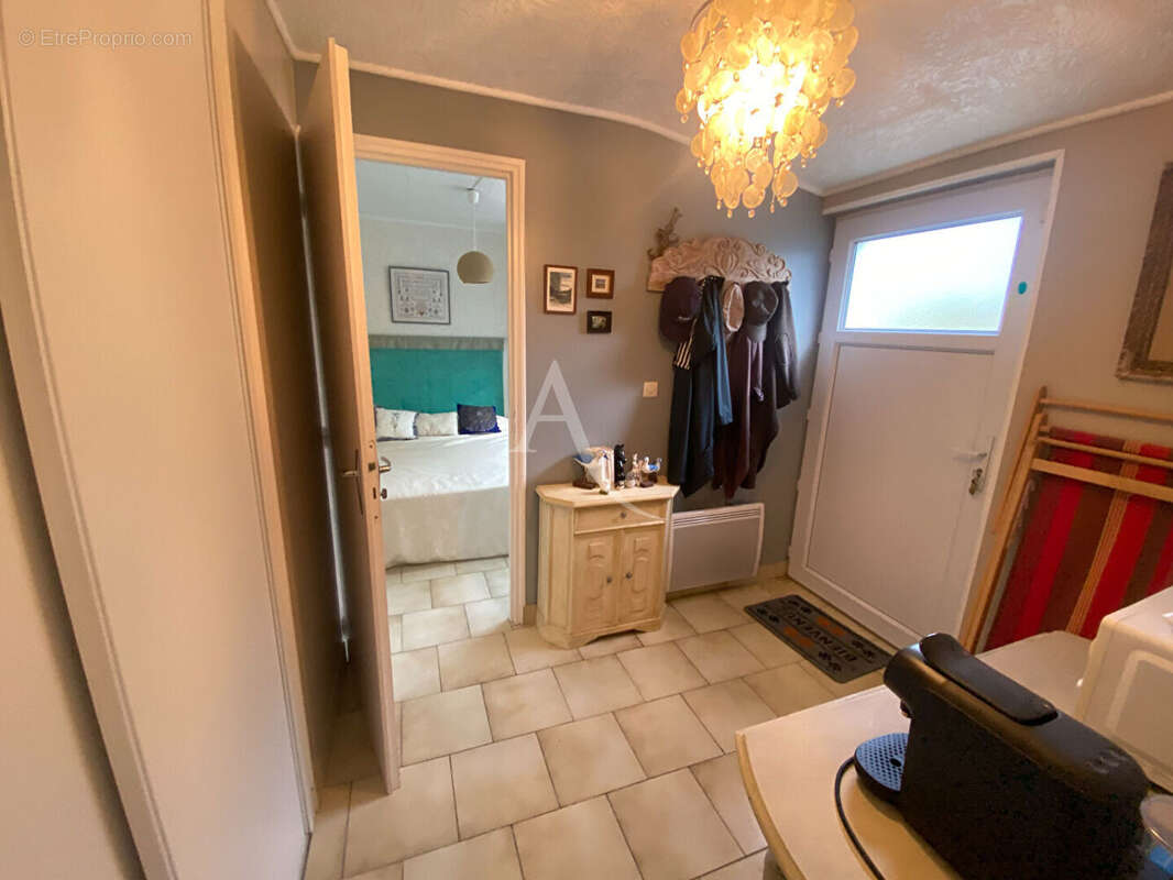 Maison à SAINT-NAZAIRE-SUR-CHARENTE