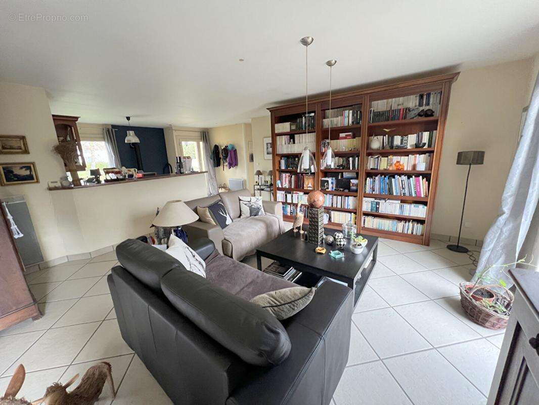 Maison de plain-pied - Neuville Sur Sarthe - 4 pièce(s) - 103 m² - photo 12