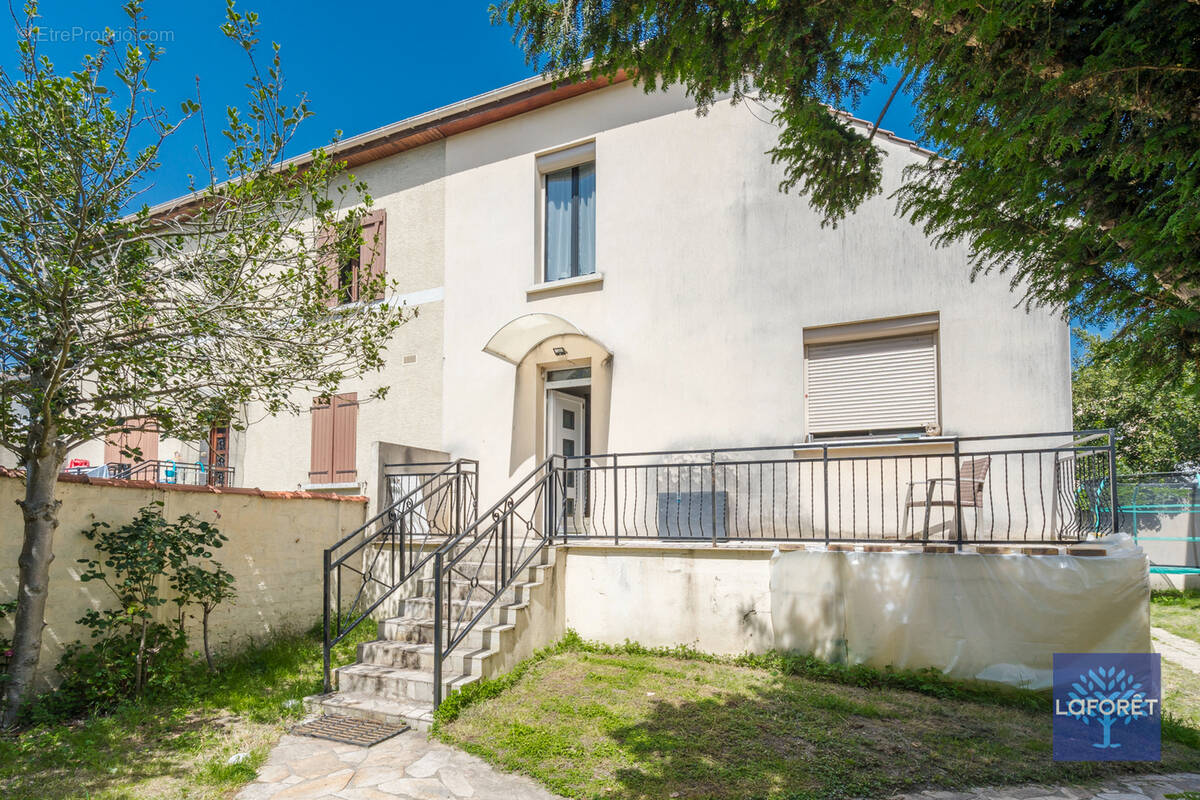 Maison à LES PAVILLONS-SOUS-BOIS