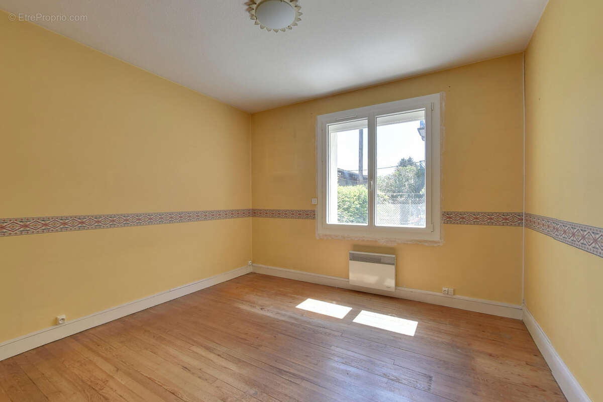 Maison à ECHIROLLES