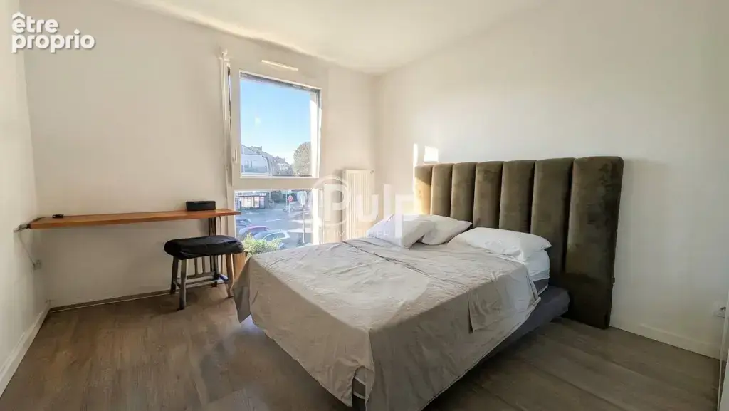 Appartement récent avec terrasse au cœur de la ville - photo 4