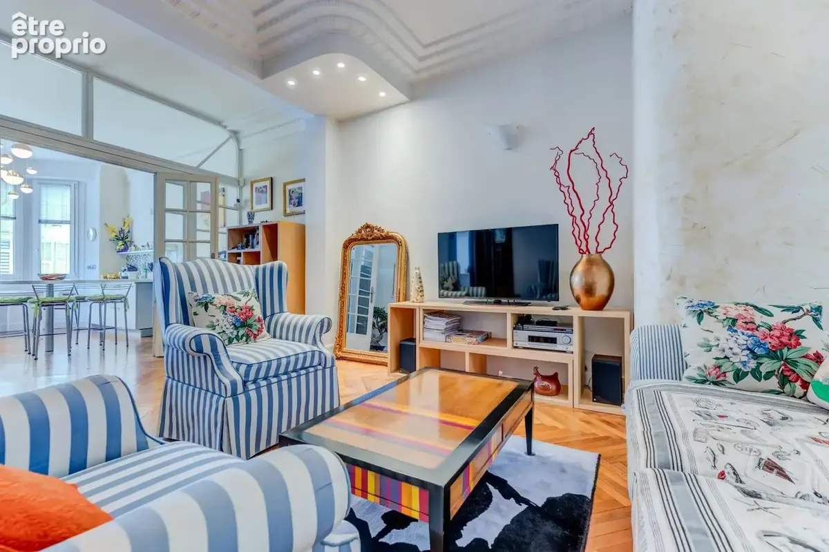 Nice Carré d’Or – Élégant 3 pièces avec balcon et aperçu mer - photo 2