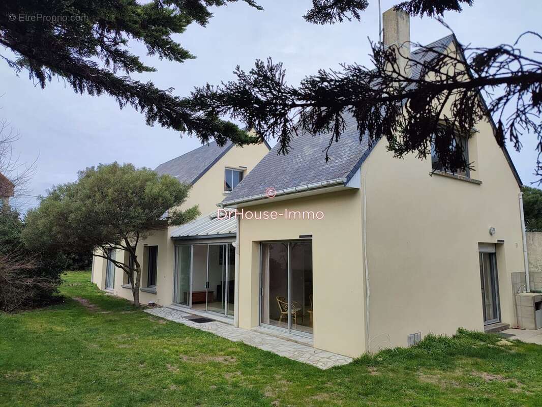 Maison à HERMANVILLE-SUR-MER