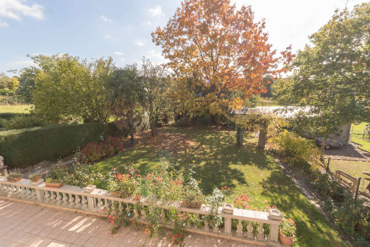 Maison à SAINT-MEDARD-SUR-ILLE