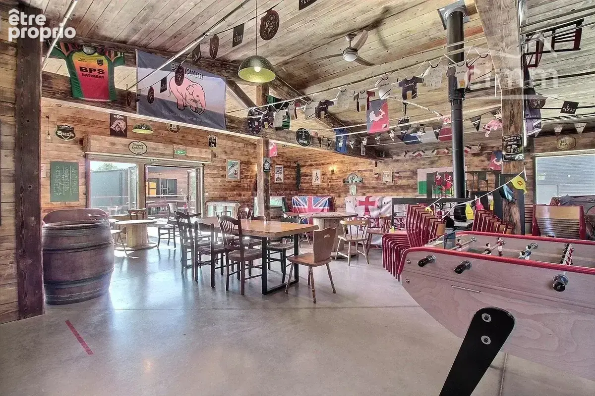 À vendre – Murs et fonds de commerce – Bar à bières / Pub – Le Touvet - photo 10