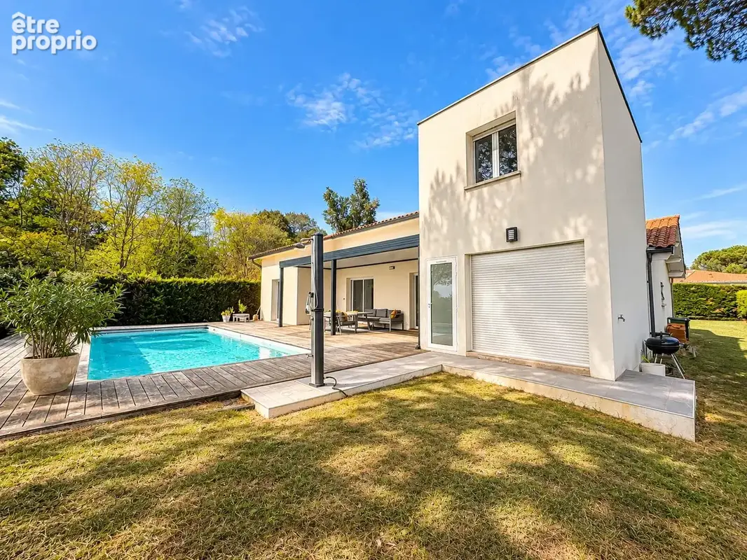 Maison 7 pièces 195 m² à vendre à Bouliac (33270) - photo 1