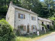 Maison à EYMOUTIERS