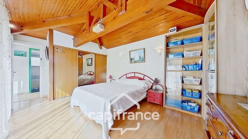 DAX – Maison de 5 chambres avec piscine + 2 logements indépendants avec rendements locatifs - photo 11